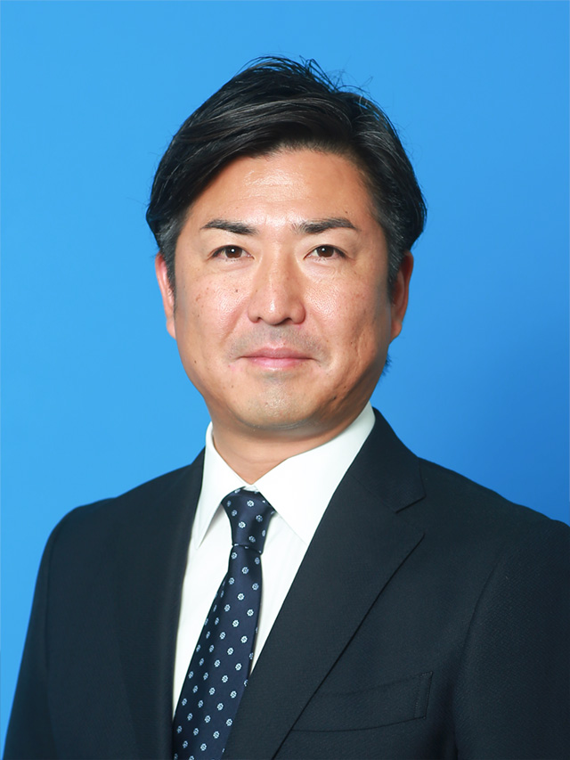 鶴　正雄